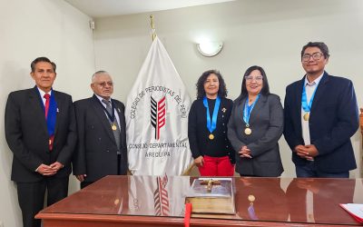 Juramenta comité electoral del Colegio de Periodistas Arequipa