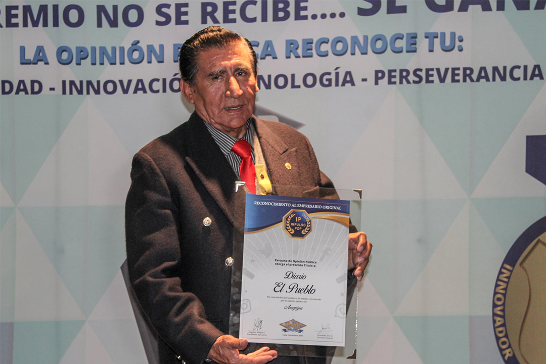 Eduardo Vargas Cárdenas, fotoperiodista / Foto Peruana De Opinión Publica Srl