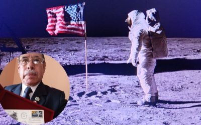 La estampilla que llegó de la luna a Antonio Ríos tras 55 años después
