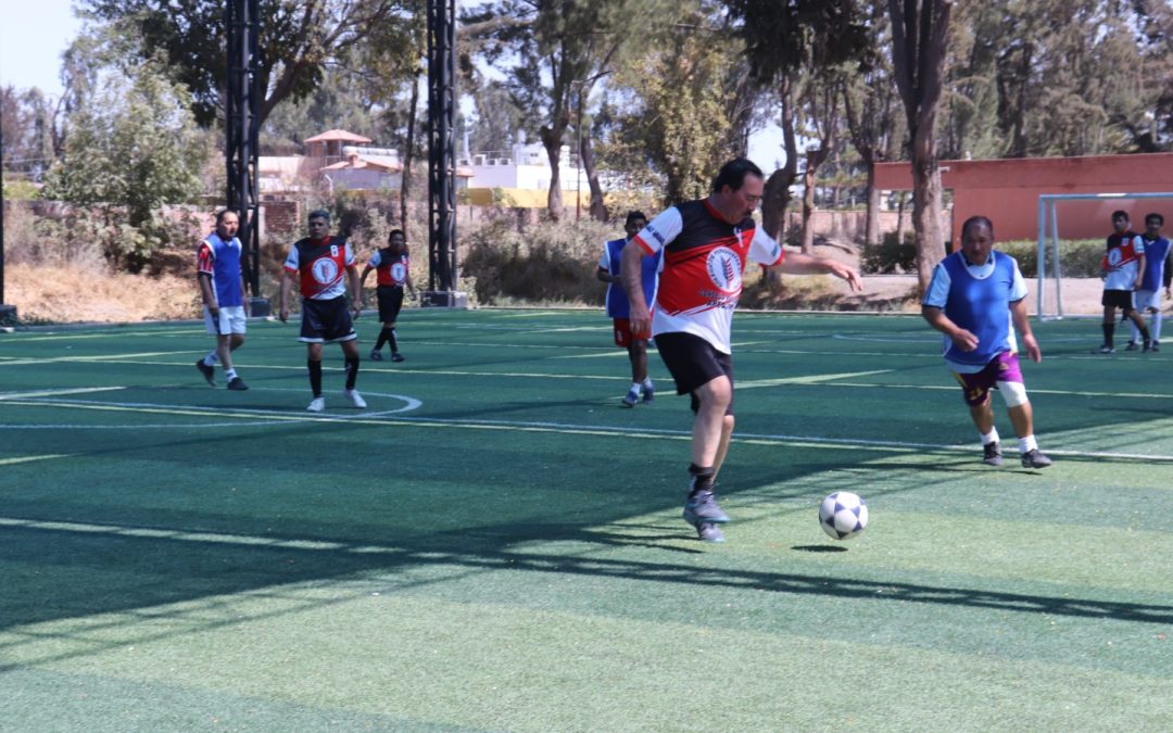 Confraternidad deportiva entre periodistas por su día