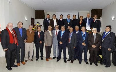 Concurrida y emotiva sesión solemne por 42 aniversario de Colegio de  Periodistas