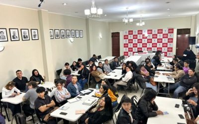 Universitarios se capacitan en IA en la comunicación periodística
