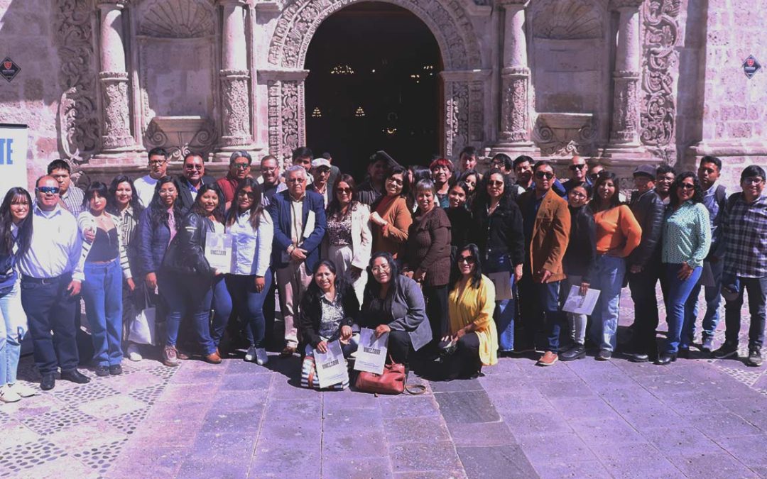 El dato es la noticia: II Taller para periodistas Vigilantes en Arequipa