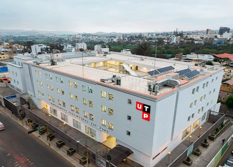 Taller de inteligencia artificial para periodistas se realiza este martes 26 en campus de UTP