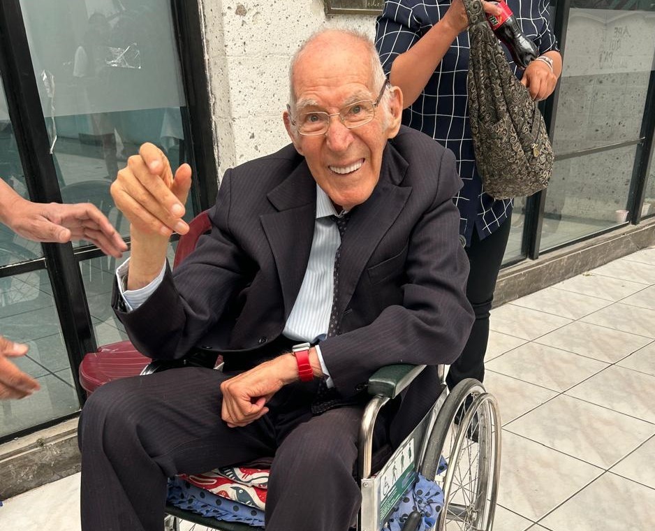 Don Carlos Meneses 2