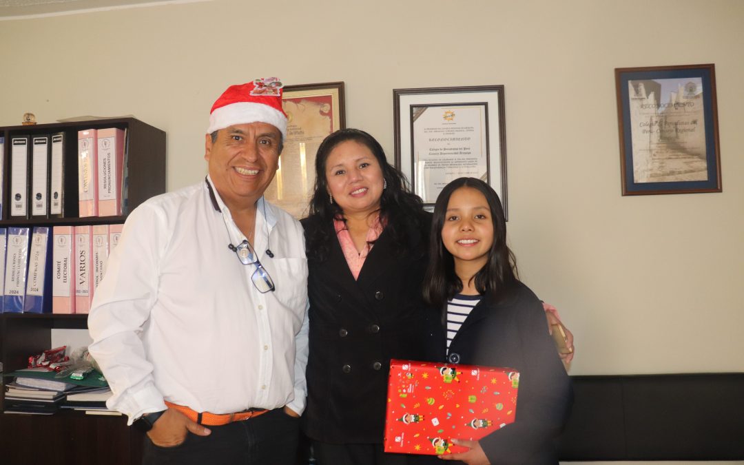 CPP Arequipa entrega juguetes y presentes a hijos de periodistas por fiestas de Navidad