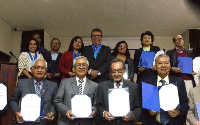 CPP-CRA destaca la producción literaria de 16 periodistas arequipeños