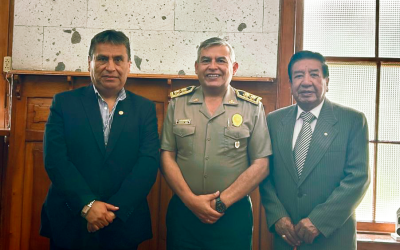 Coordinan capacitación en temas policiales para periodistas