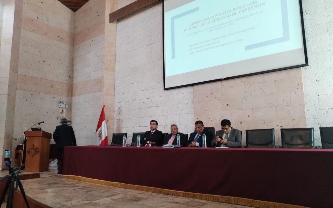 Periodistas arequipeños en conversatorio sobre Libertad de Expresión