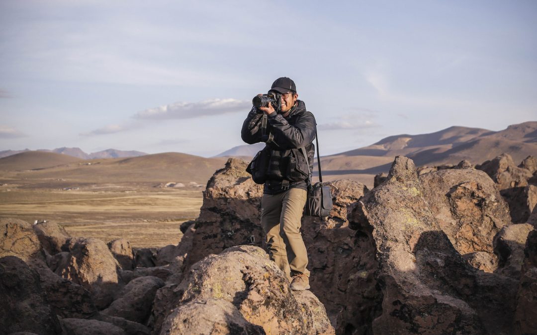 De la calle a la cátedra: el legado fotoperiodístico de José Sotomayor