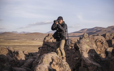 De la calle a la cátedra: el legado fotoperiodístico de José Sotomayor