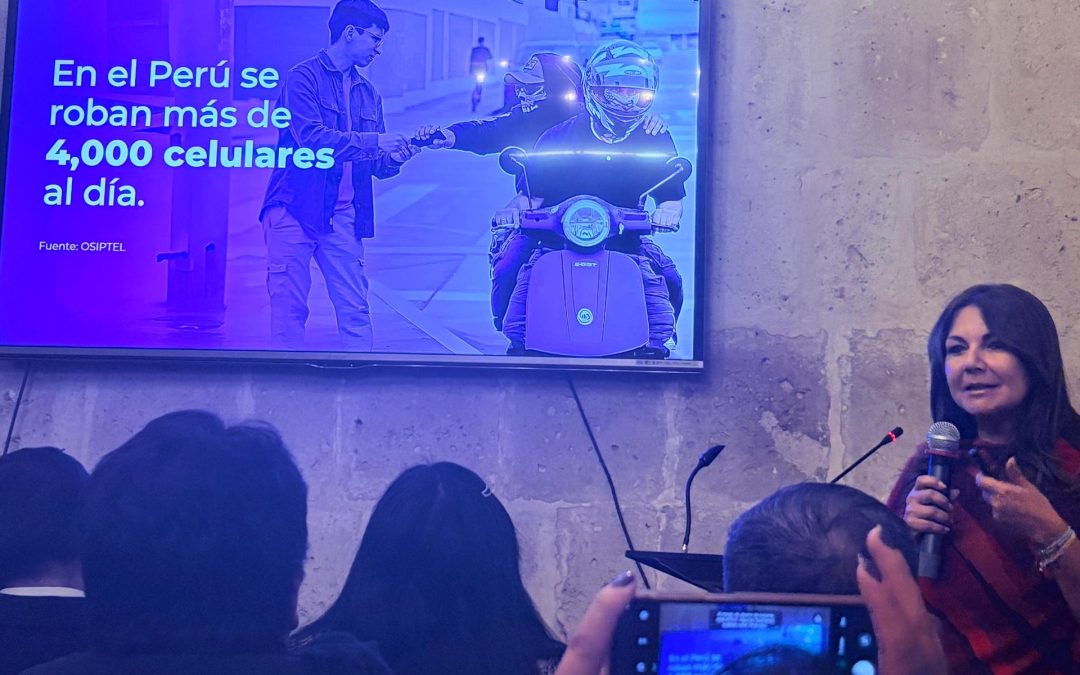 ASBANC instruye a periodistas arequipeños en seguridad financiera e importancia de línea 1820