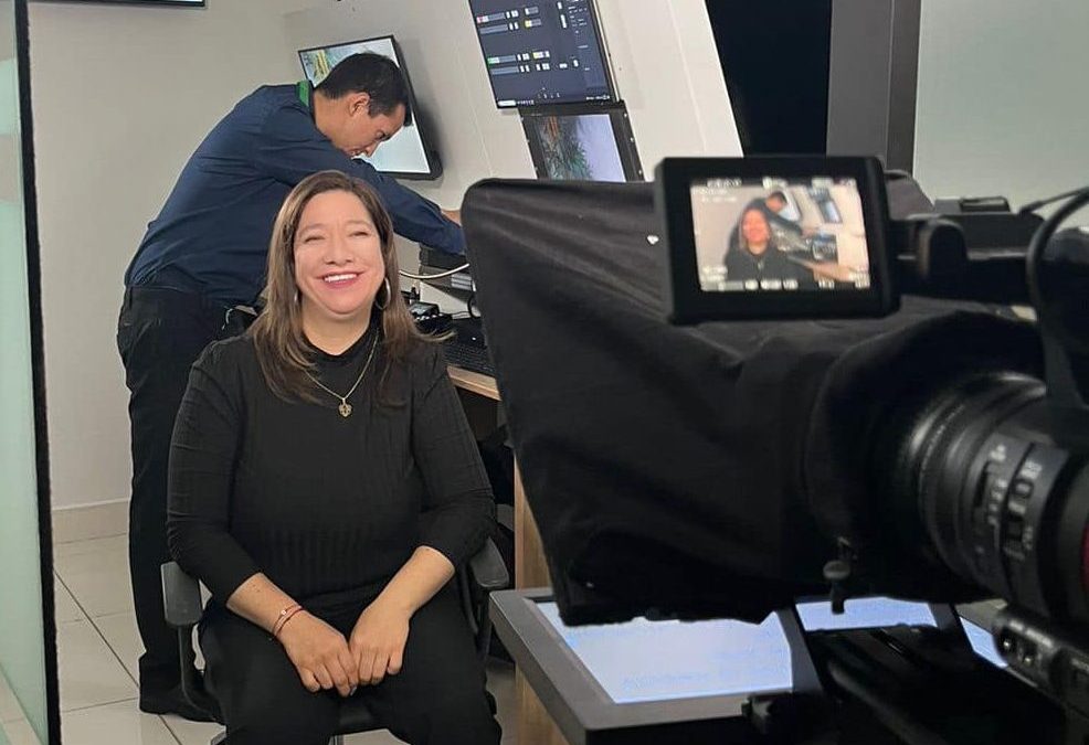 Mariela Zegarra, productora periodística: “El periodismo no se improvisa: se aprende en la calle, con ética y pasión”