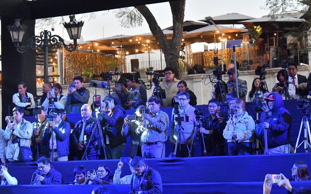 Comunicadores de más de 30 medios en lanzamiento de las actividades por 485.º aniversario de Arequipa