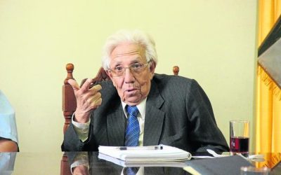 Simón Balbuena Marroquín: Cinco décadas entre el periodismo y la política arequipeña