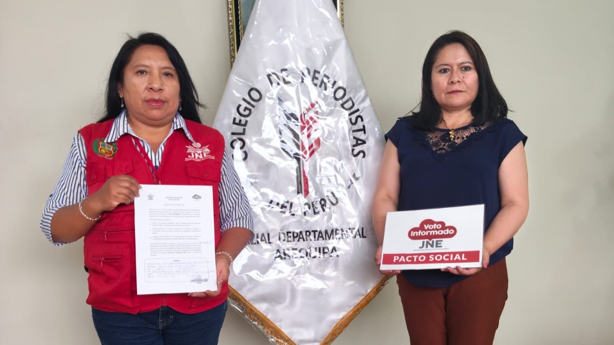 La decana Gisela Vilca firmó un pacto social con el JNE